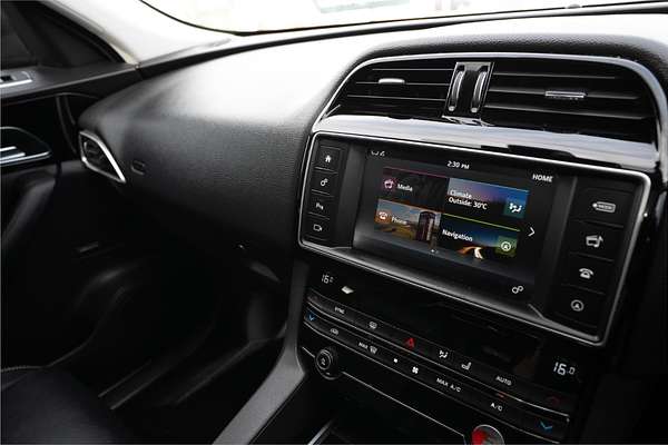 2016 Jaguar F-PACE 20d Prestige X761