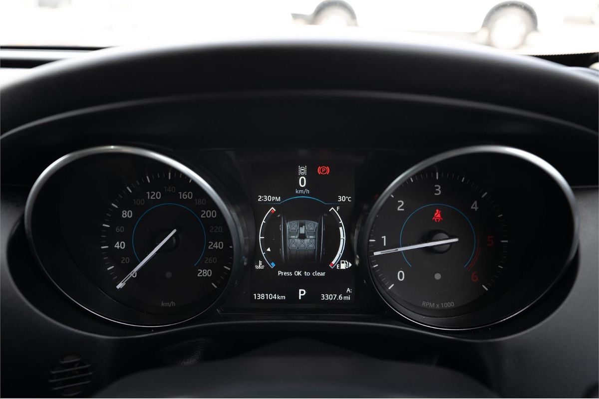 2016 Jaguar F-PACE 20d Prestige X761