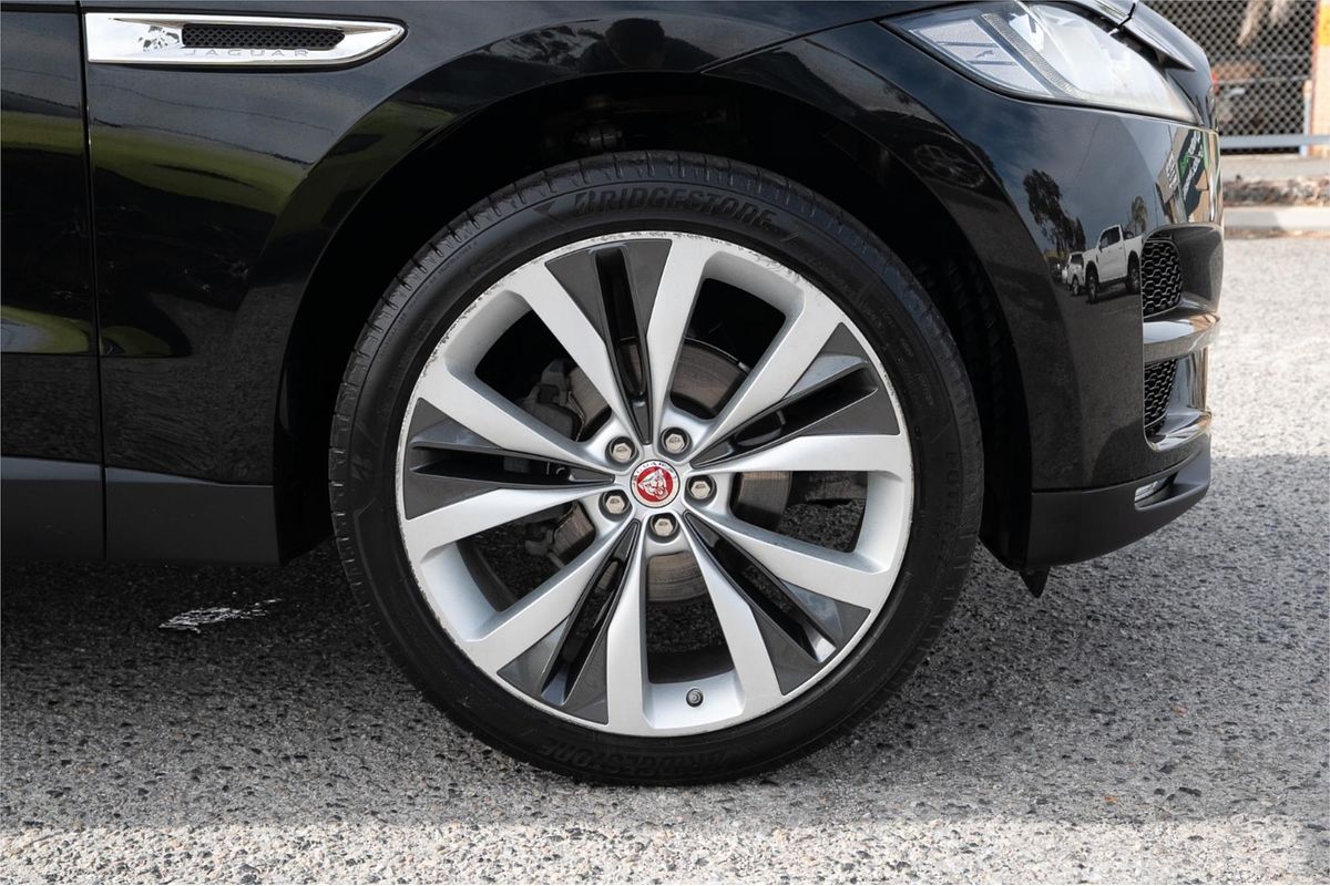 2016 Jaguar F-PACE 20d Prestige X761