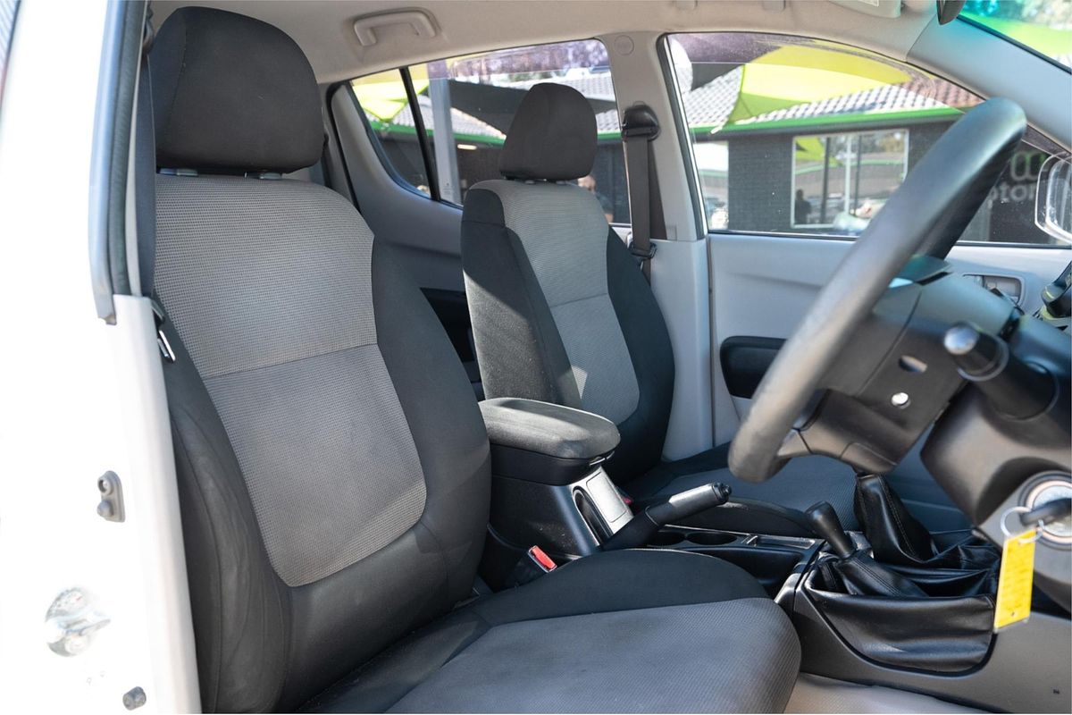2013 Mitsubishi Triton GLX MN 4X4