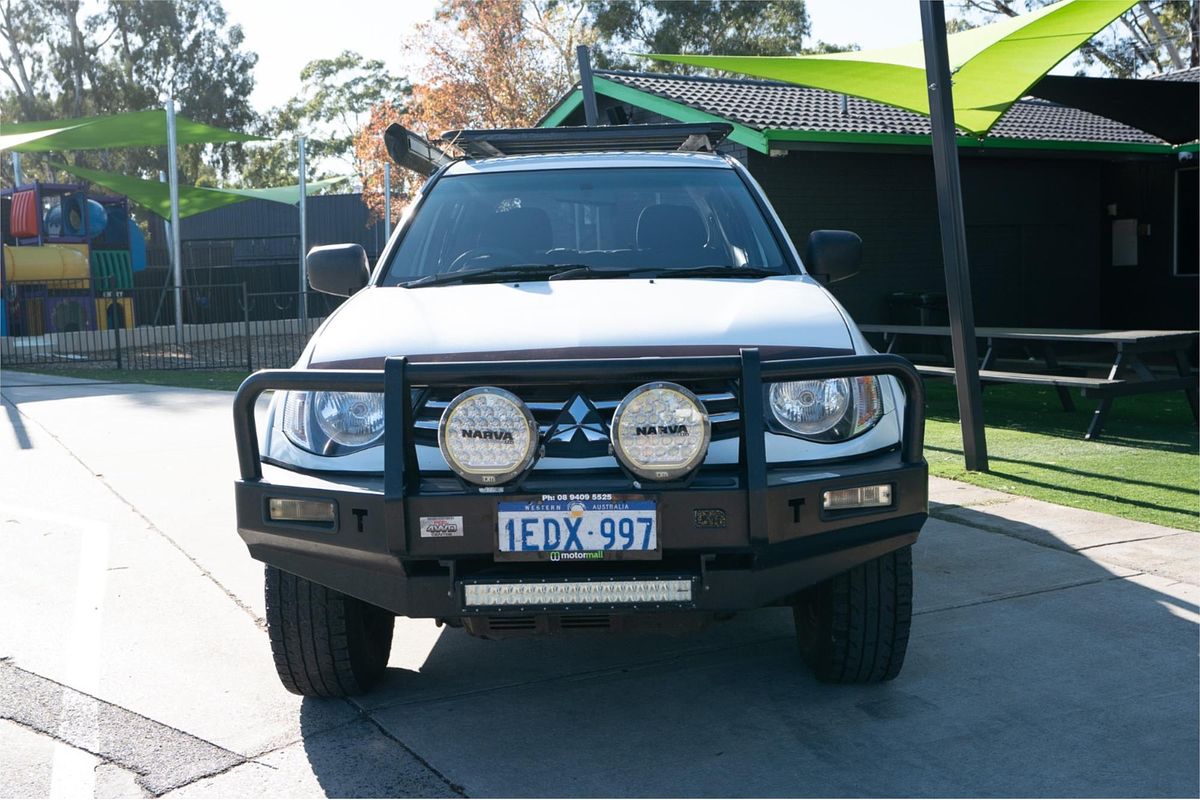 2013 Mitsubishi Triton GLX MN 4X4