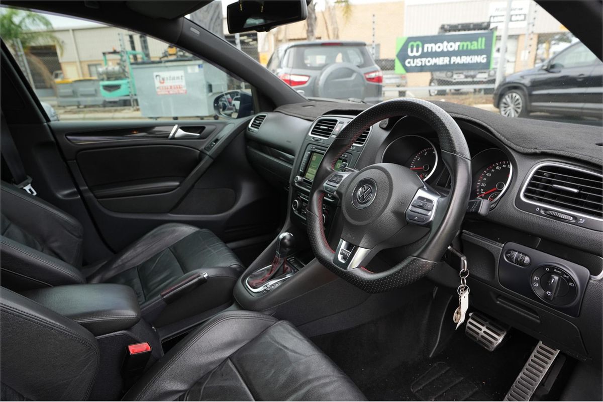 2011 Volkswagen Golf GTI VI