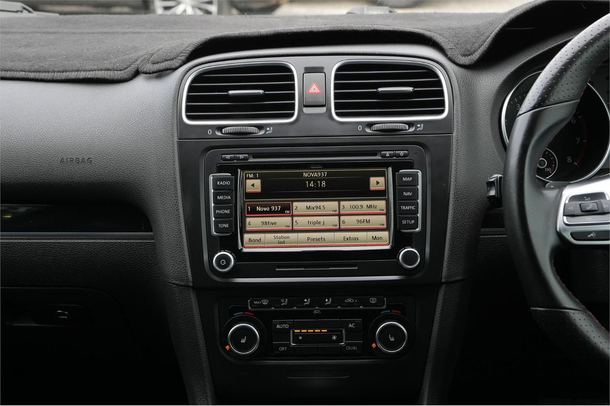 2011 Volkswagen Golf GTI VI