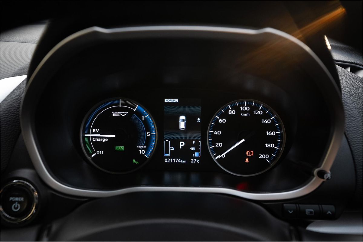 2023 Mitsubishi Eclipse Cross PHEV Exceed YB