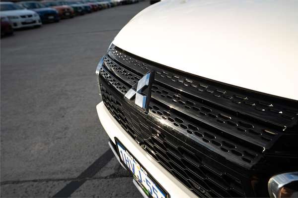 2023 Mitsubishi Eclipse Cross PHEV Exceed YB
