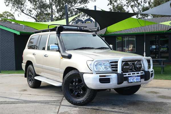 2006 Toyota Landcruiser VX UZJ100R