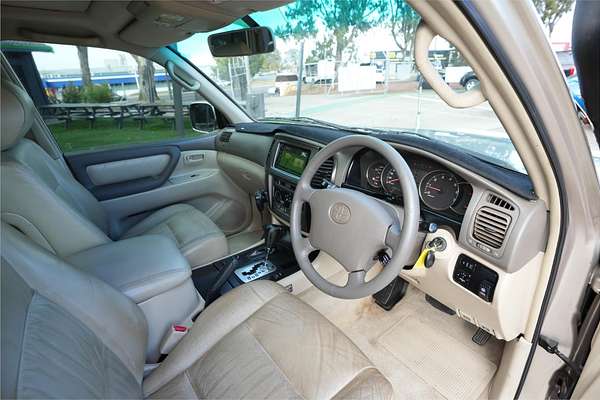 2006 Toyota Landcruiser VX UZJ100R