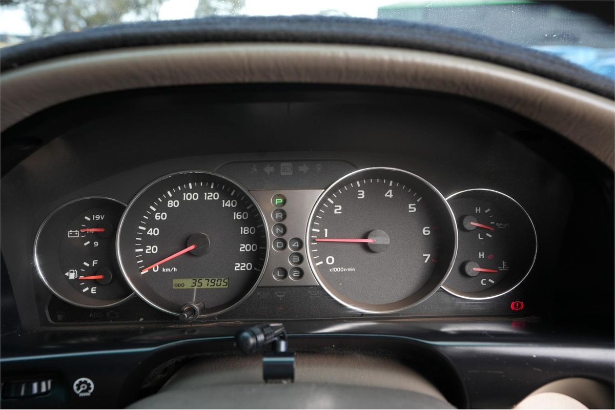 2006 Toyota Landcruiser VX UZJ100R