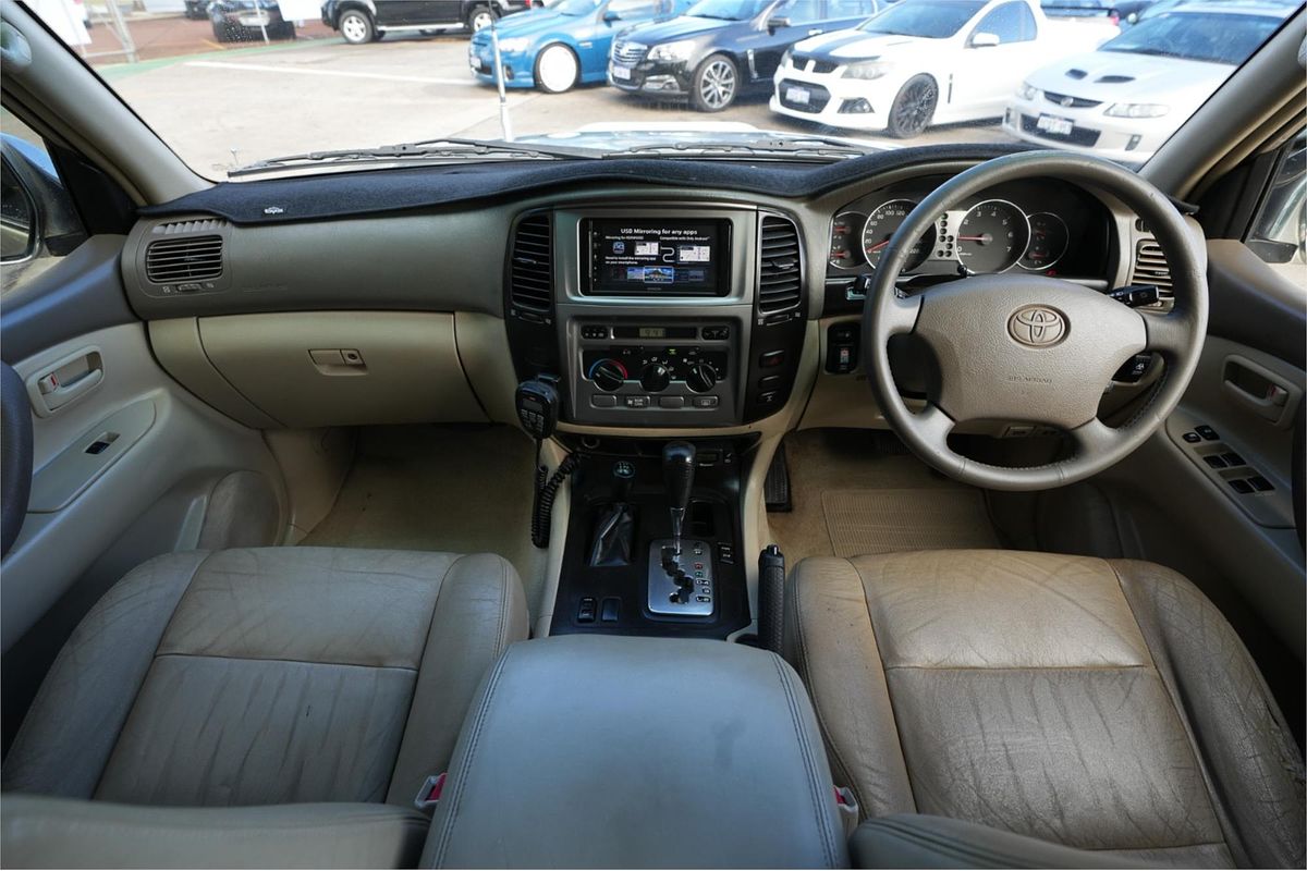 2006 Toyota Landcruiser VX UZJ100R