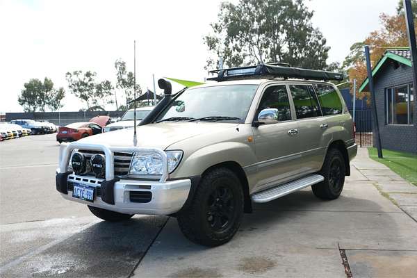 2006 Toyota Landcruiser VX UZJ100R