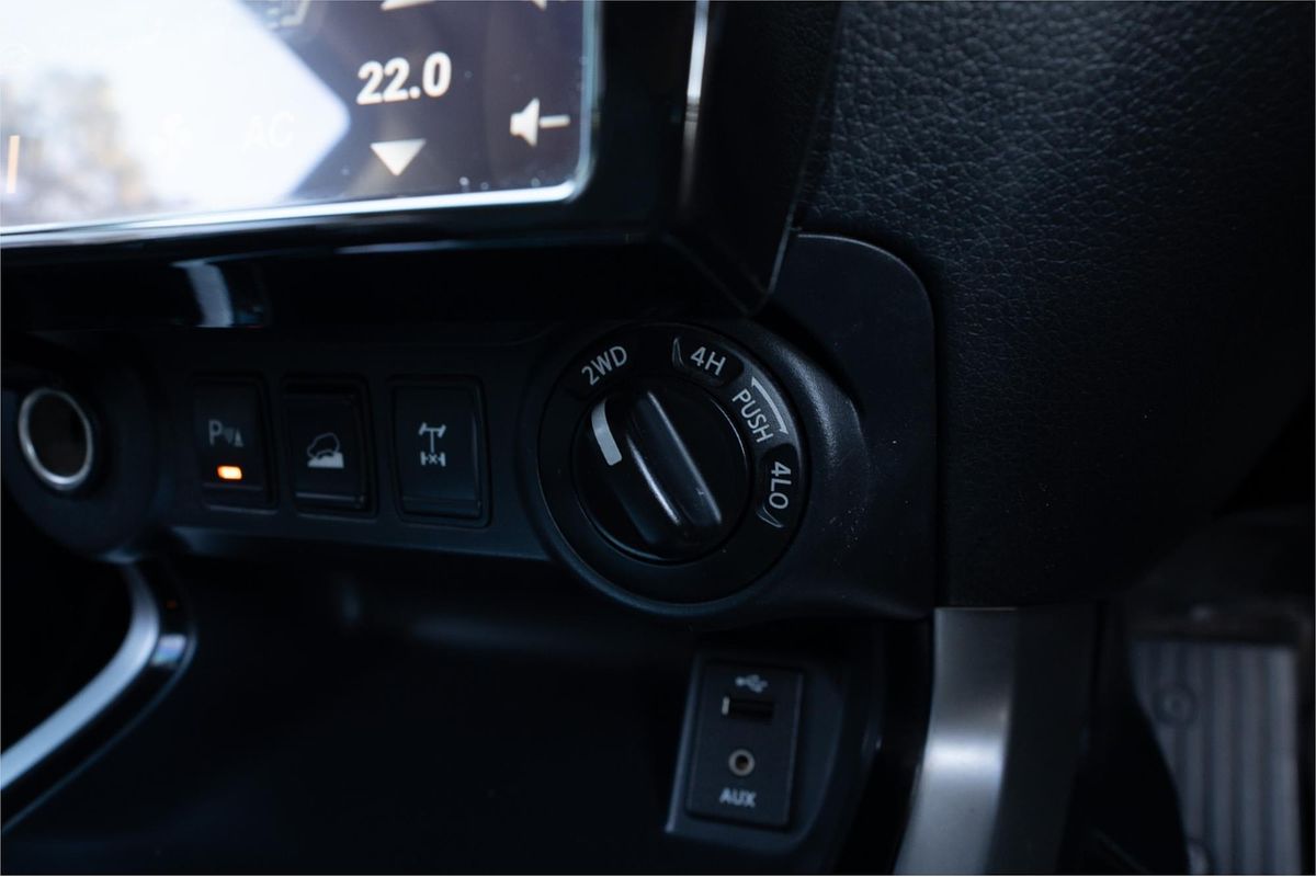 2015 Nissan Navara ST-X D23 4X4