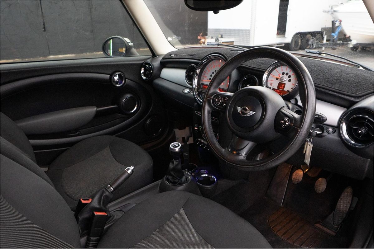 2012 MINI Cooper RAY R56 MY12