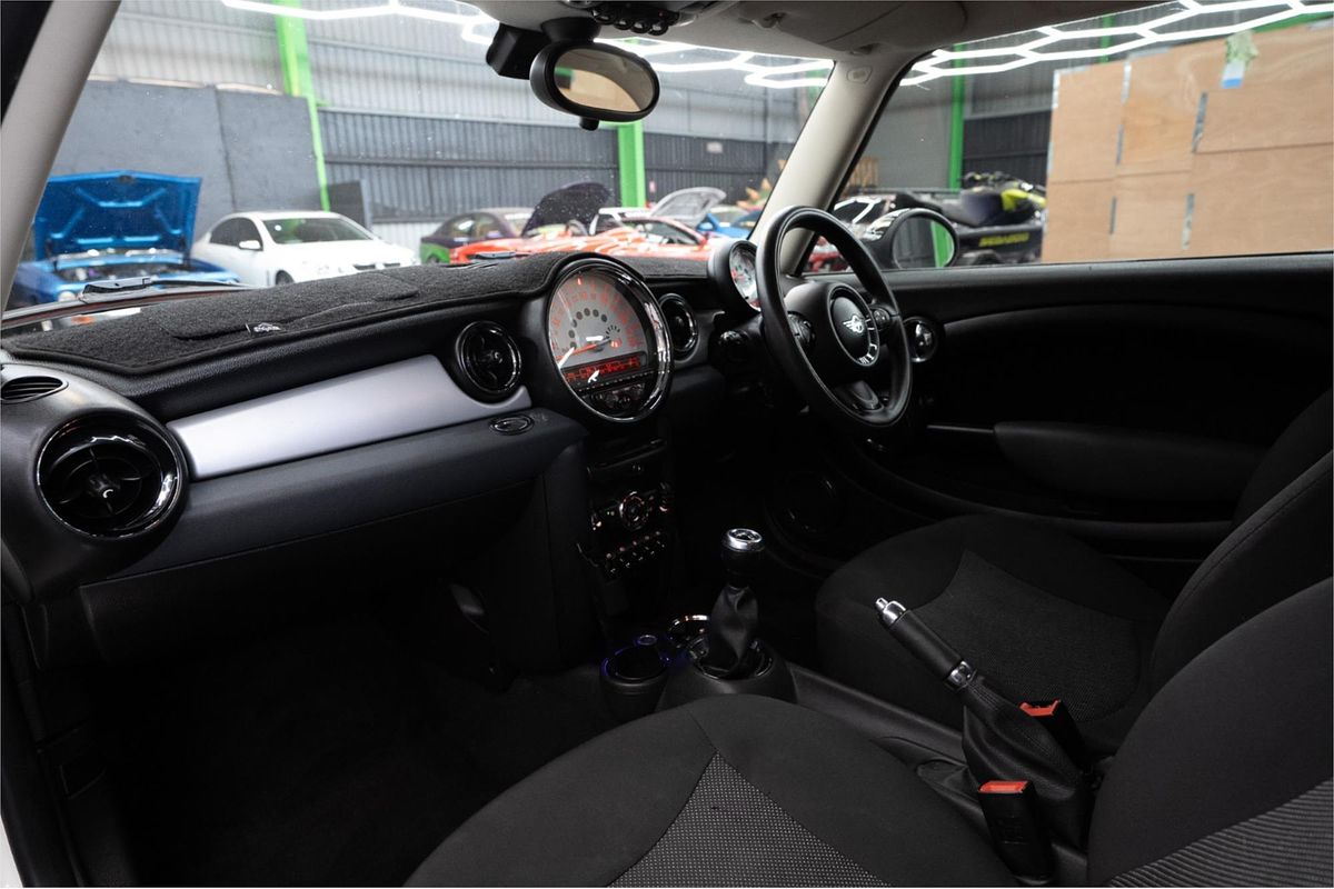 2012 MINI Cooper RAY R56 MY12