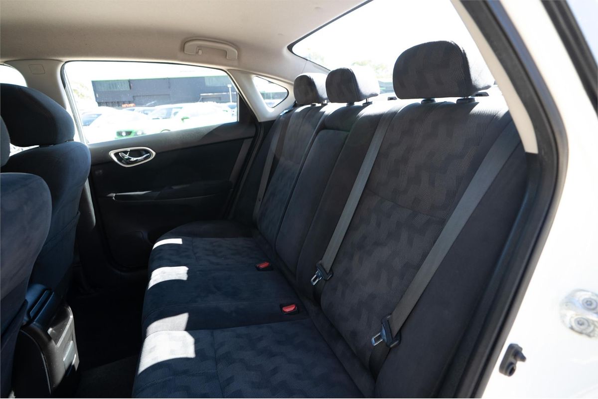 2015 Nissan Pulsar ST B17 Series 2