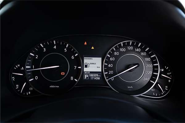 2015 Nissan Patrol Ti-L Y62