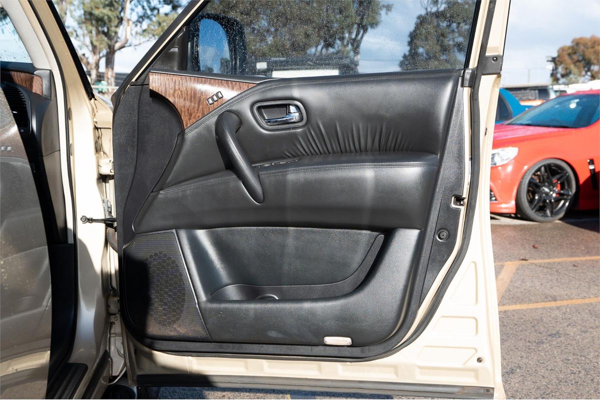 2015 Nissan Patrol Ti-L Y62