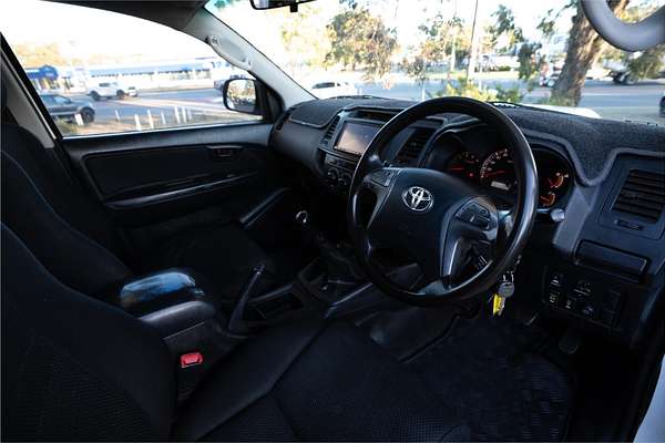 2014 Toyota Hilux SR KUN26R 4X4