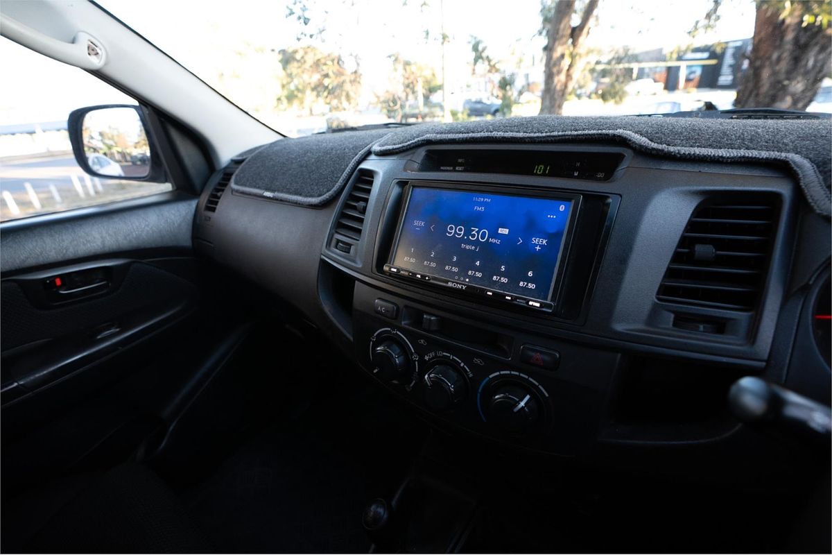 2014 Toyota Hilux SR KUN26R 4X4