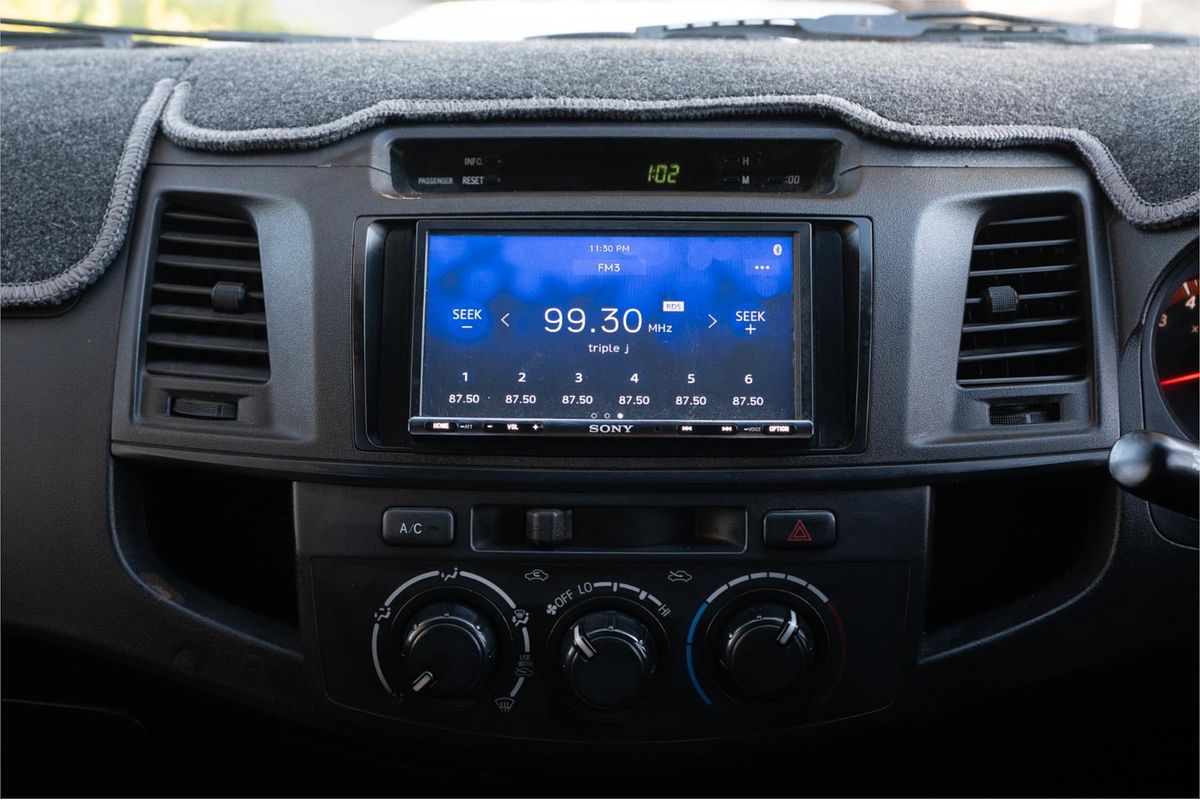 2014 Toyota Hilux SR KUN26R 4X4