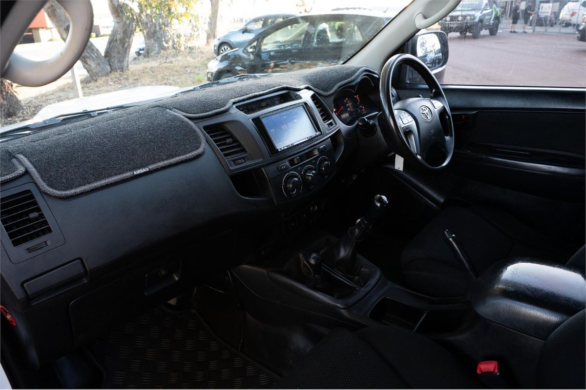 2014 Toyota Hilux SR KUN26R 4X4