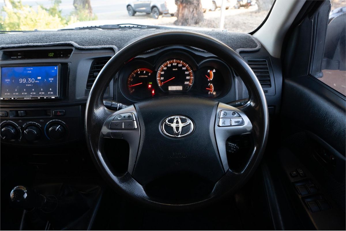 2014 Toyota Hilux SR KUN26R 4X4