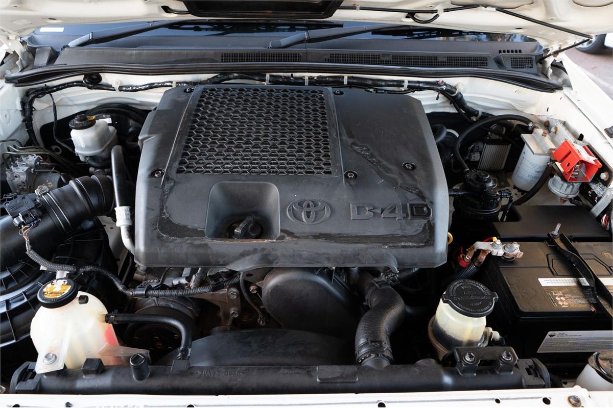 2014 Toyota Hilux SR KUN26R 4X4
