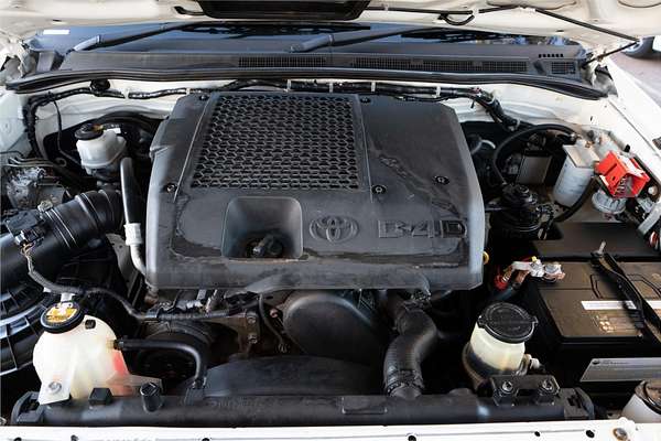 2014 Toyota Hilux SR KUN26R 4X4