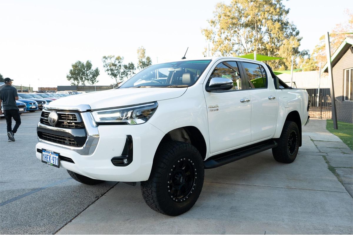 2020 Toyota Hilux SR5 GUN126R 4X4