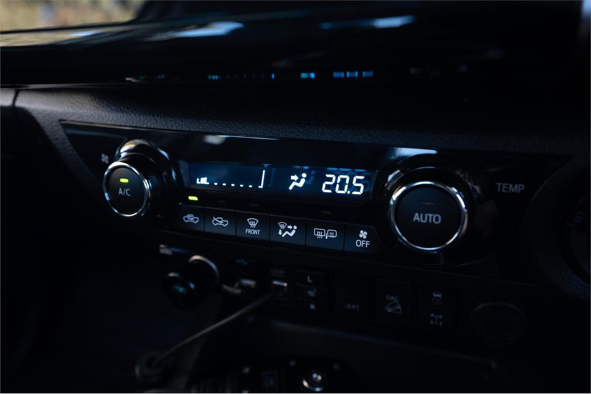 2020 Toyota Hilux SR5 GUN126R 4X4