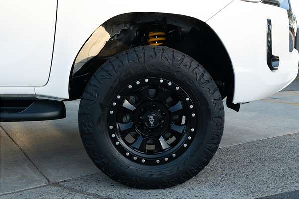 2020 Toyota Hilux SR5 GUN126R 4X4