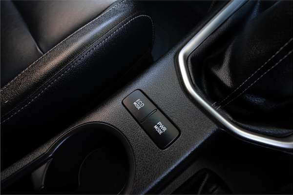 2020 Toyota Hilux SR5 GUN126R 4X4