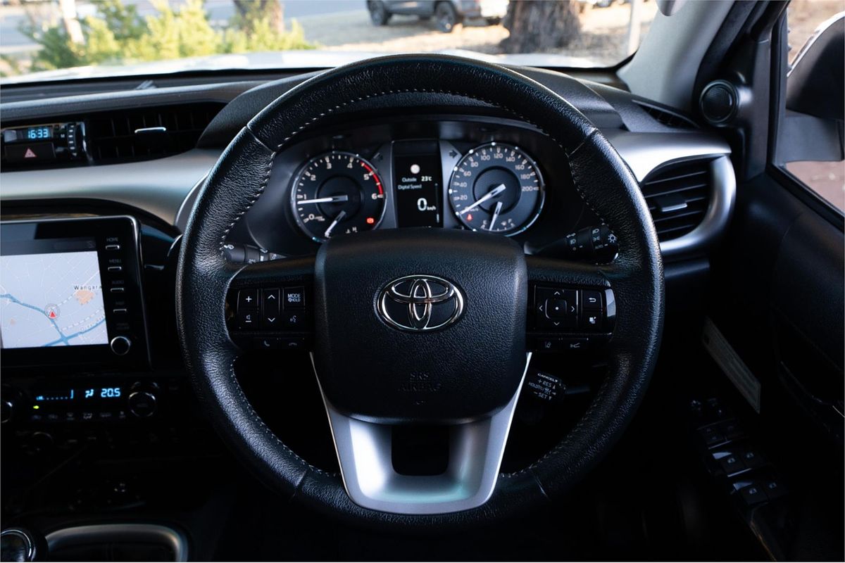 2020 Toyota Hilux SR5 GUN126R 4X4