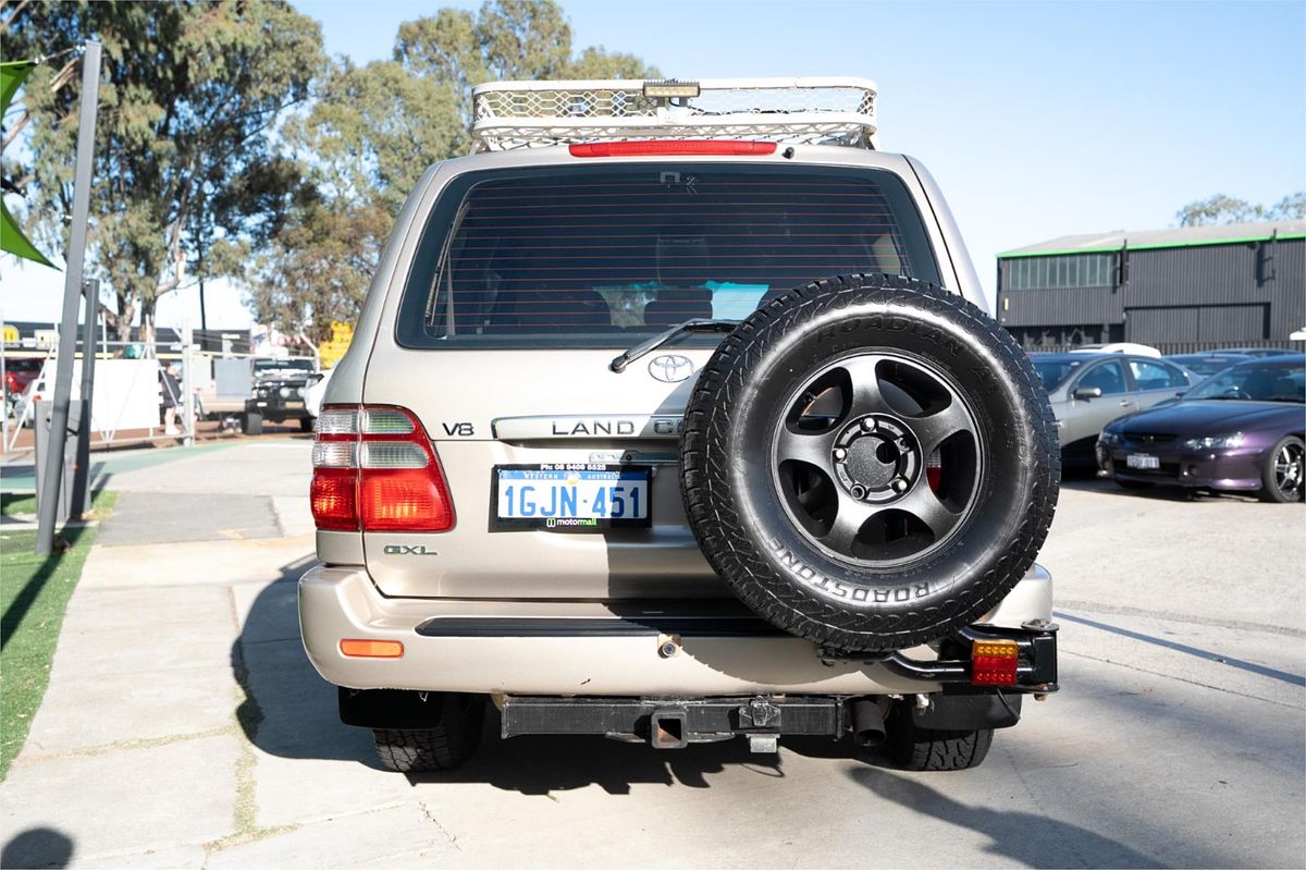 2003 Toyota Landcruiser GXL UZJ100R