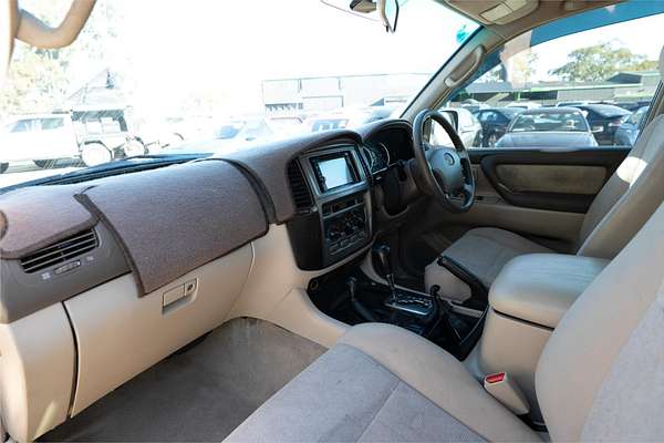 2003 Toyota Landcruiser GXL UZJ100R