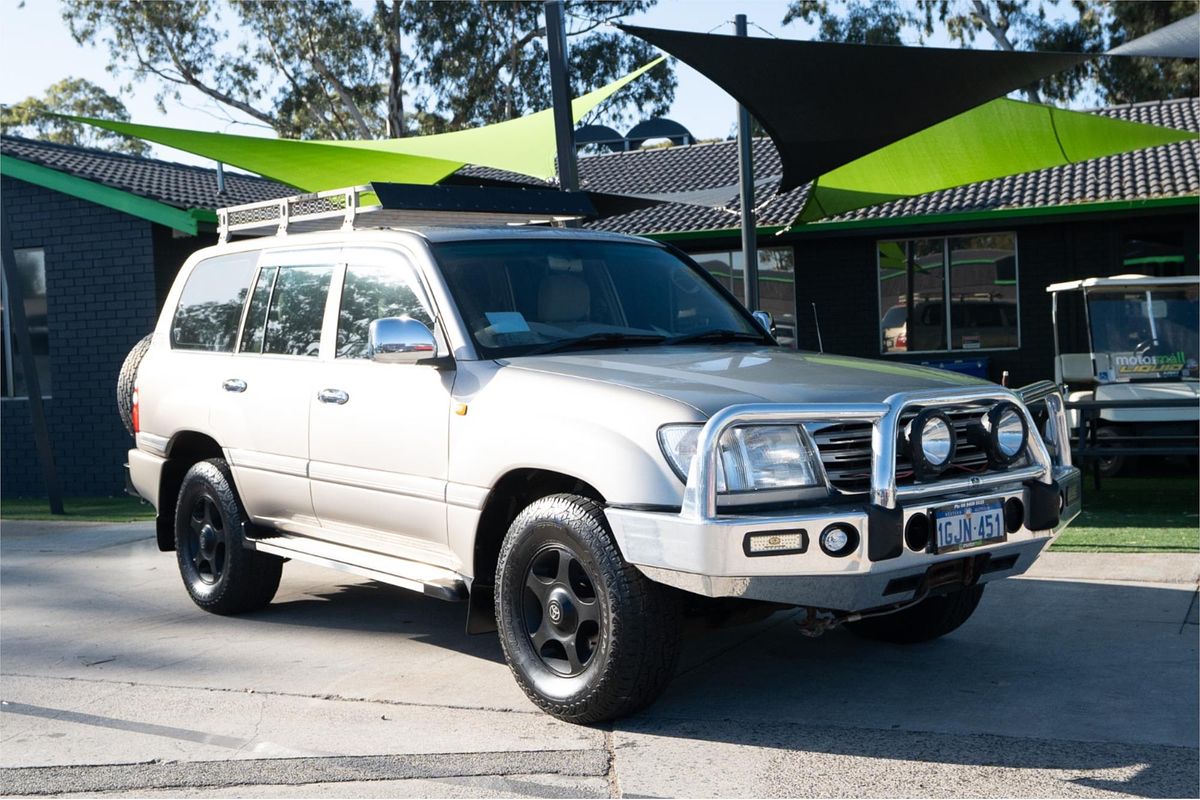 2003 Toyota Landcruiser GXL UZJ100R
