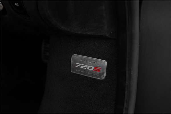 2019 McLaren 720S PERFORMANCE P14