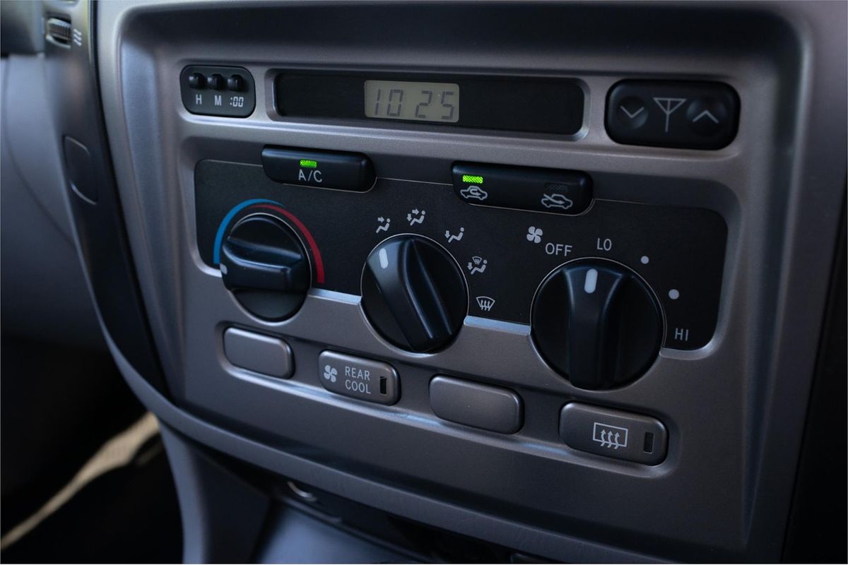 2007 Toyota Landcruiser GXL UZJ100R UPGRADE II