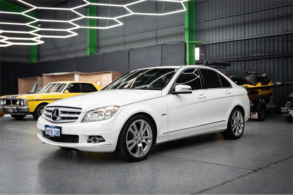 2010 Mercedes-Benz 200 CGI W204 MY10