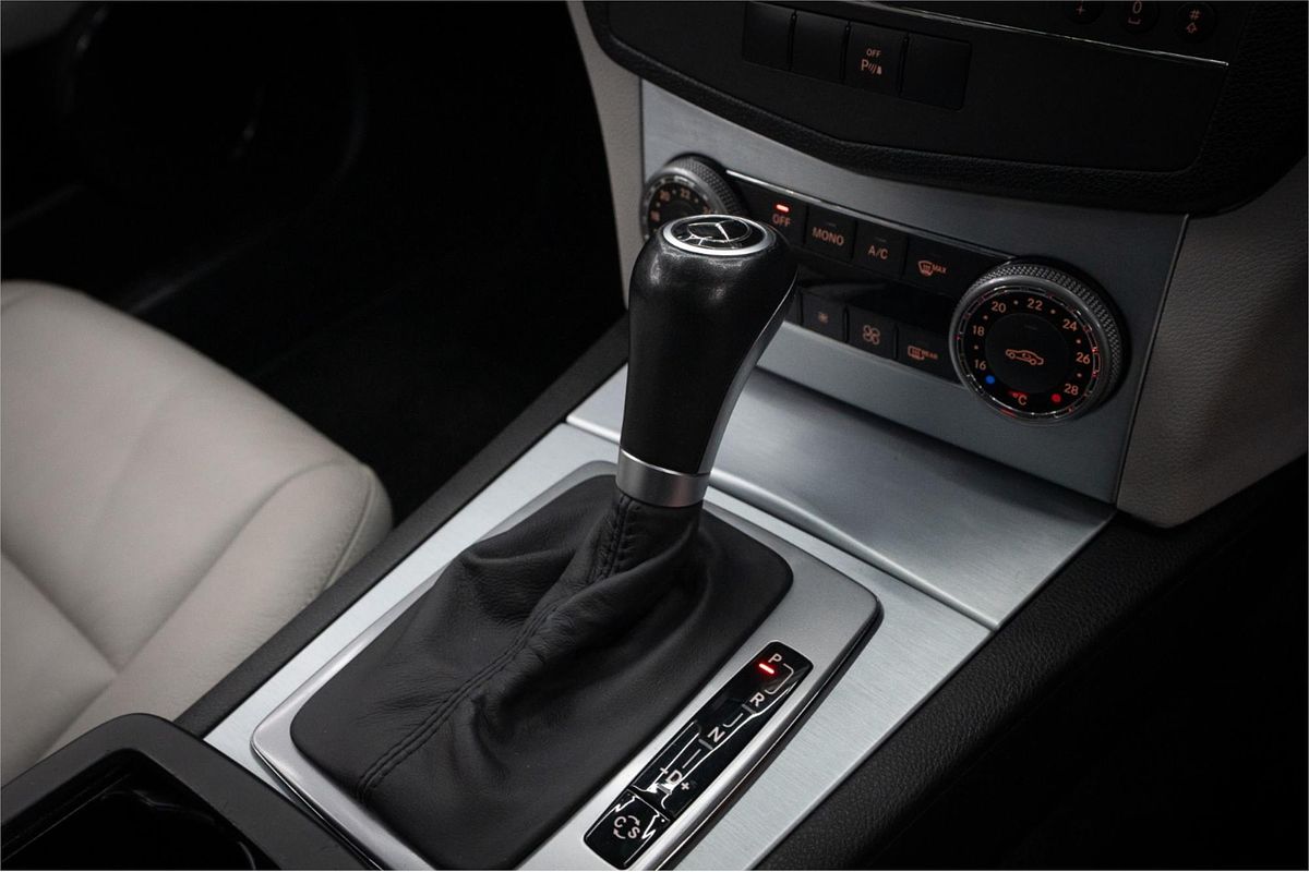 2010 Mercedes-Benz 200 CGI W204 MY10