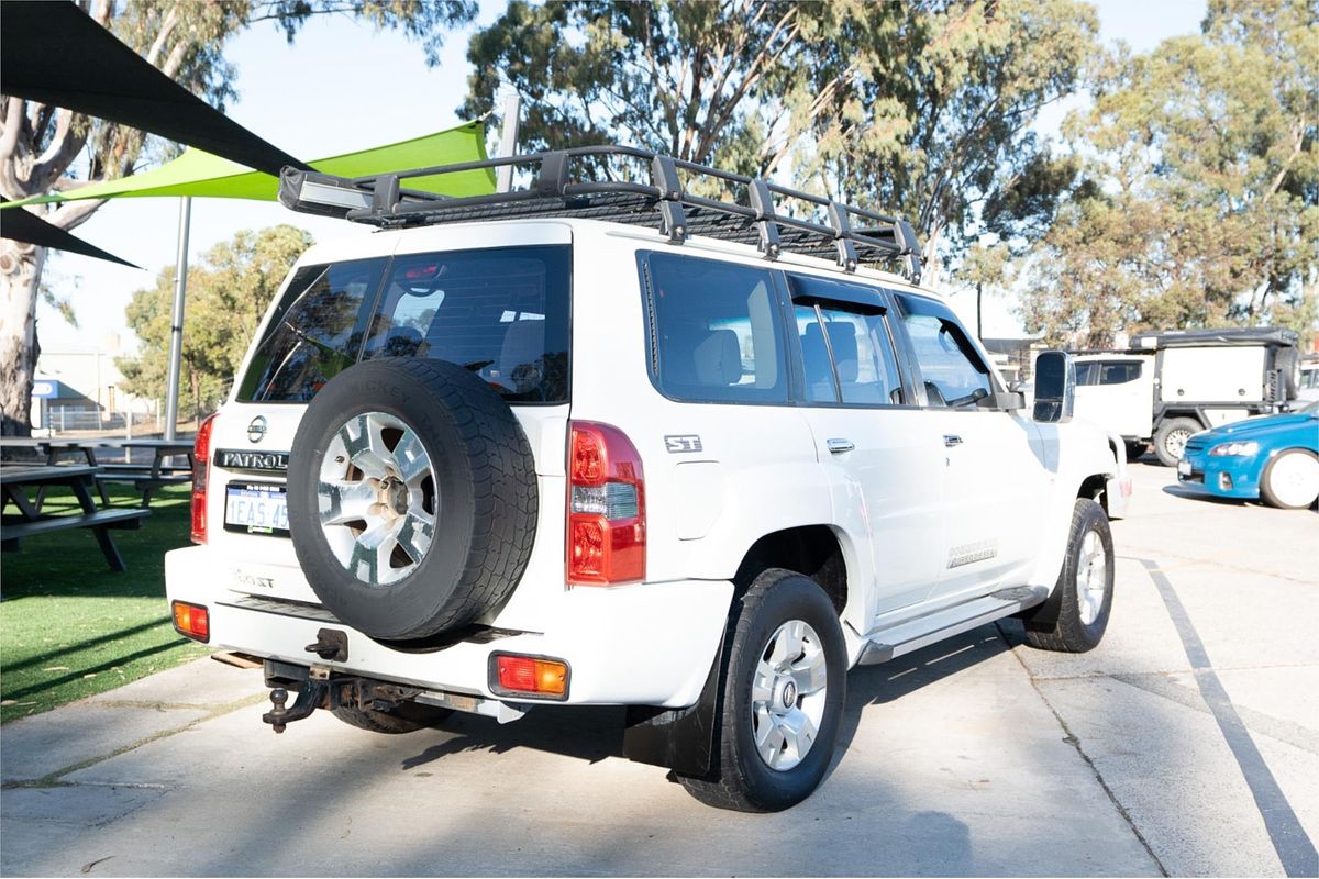 2012 Nissan Patrol ST GU VIII