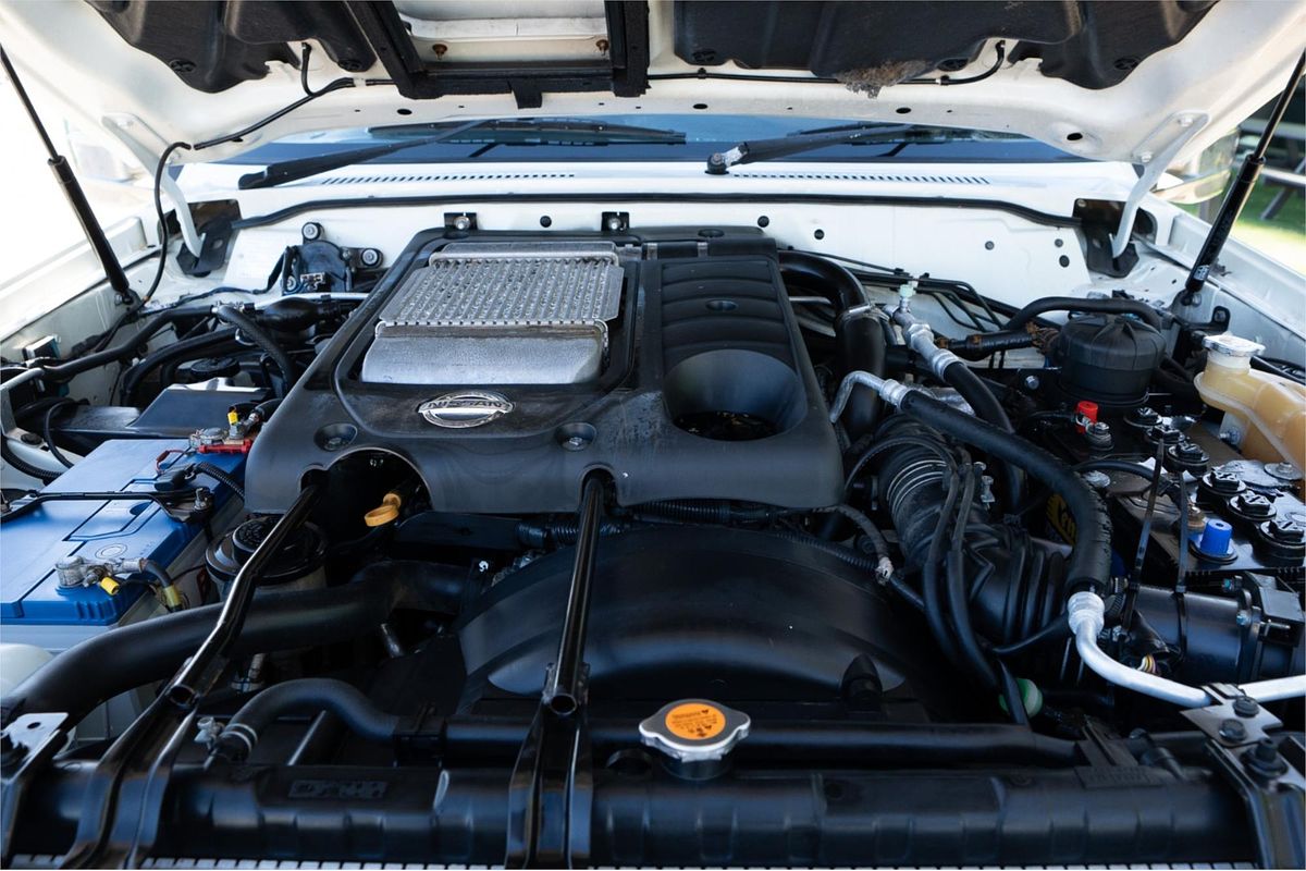 2012 Nissan Patrol ST GU VIII