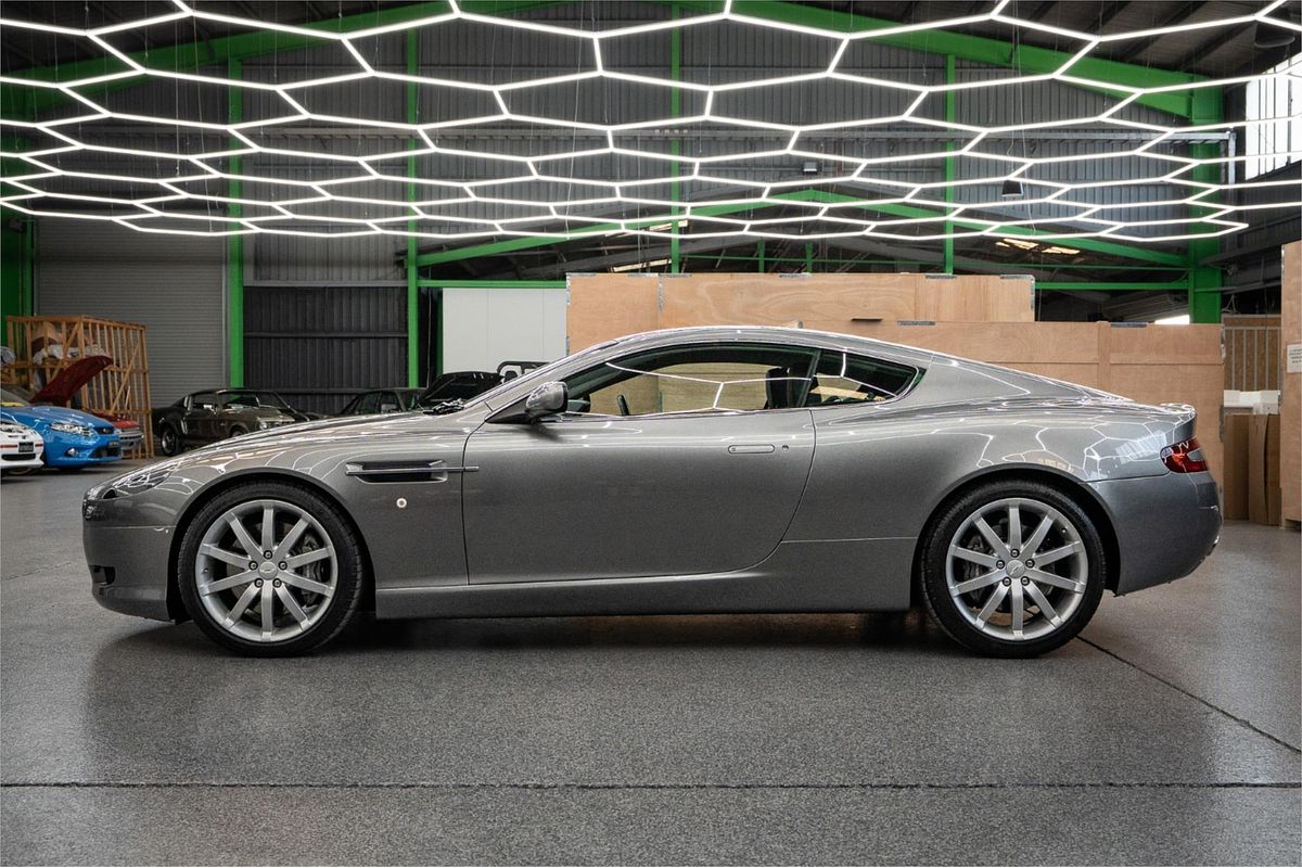 2005 Aston Martin DB9