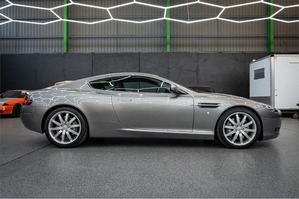 2005 Aston Martin DB9