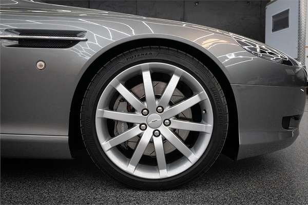 2005 Aston Martin DB9