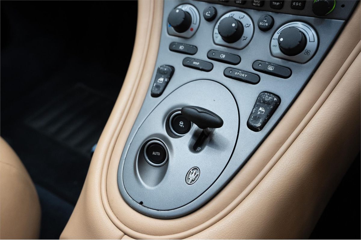 2004 Maserati Coupe M138
