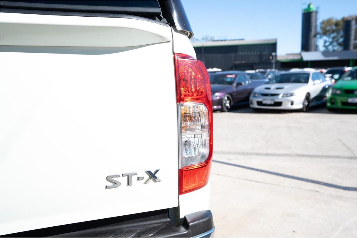 2016 Nissan Navara ST-X D23 SERIES II 4X4