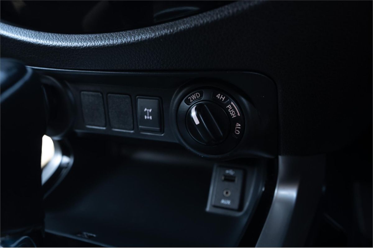 2018 Nissan Navara ST D23 Series 3 4X4