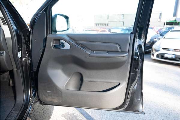 2014 Nissan Navara ST TITANIUM EDITION (4x4) D40 4X4