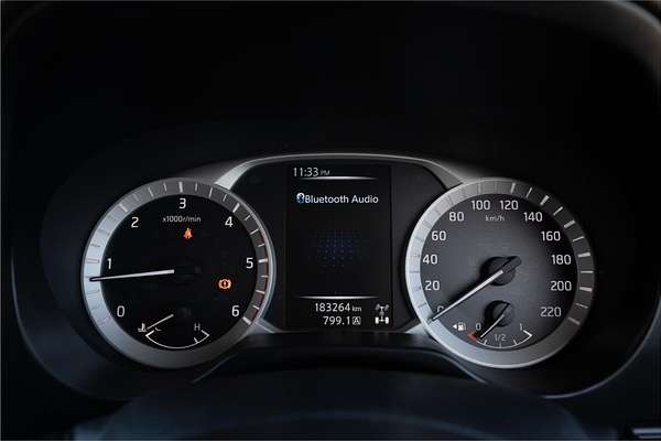2015 Nissan Navara ST D23 4X4