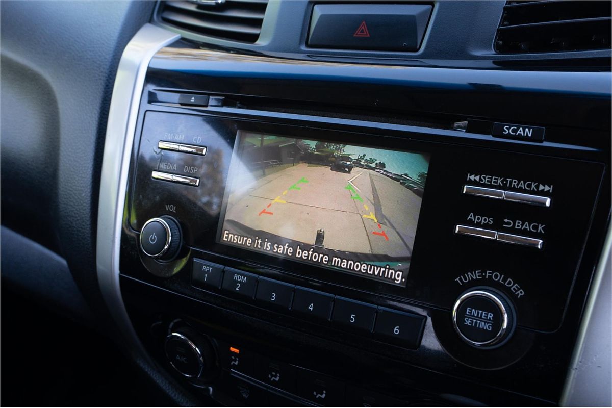 2015 Nissan Navara ST D23 4X4